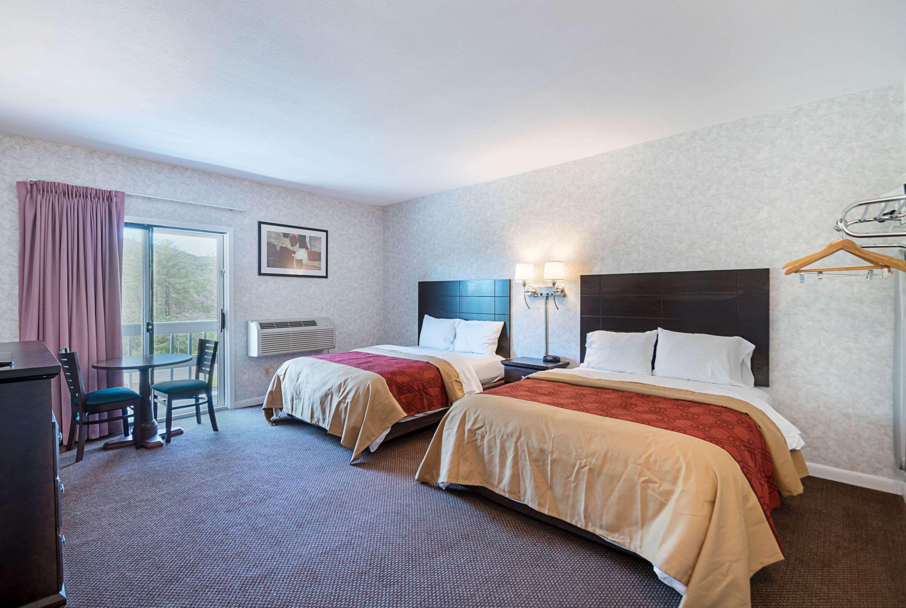 Econo Lodge Lee - Great Barrington Kültér fotó